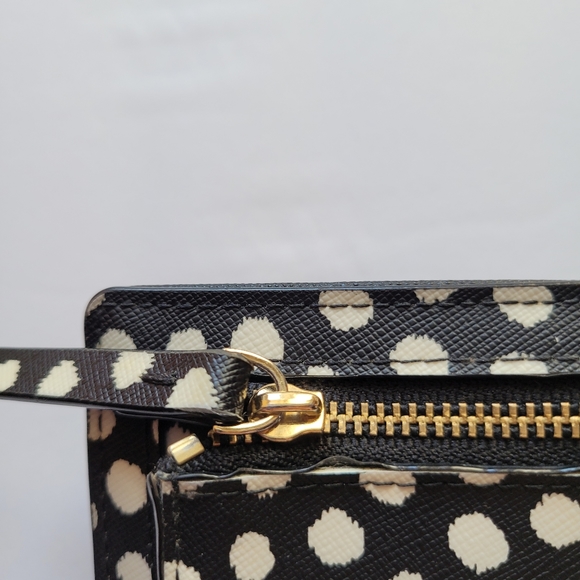 Kate Spade Bifold Wallet - Picture 6 of 9